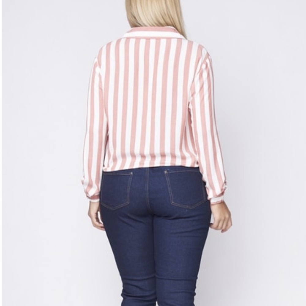 ❤️NEW PLUS Peach Striped Tie Front Top - Picture 4 of 8